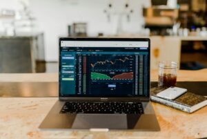 software empresarial para inversiones